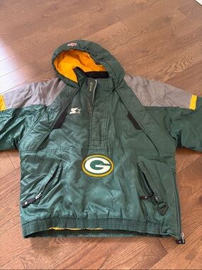 Vintage STARTER Green Bay Packers Hooded Puffer Jacket